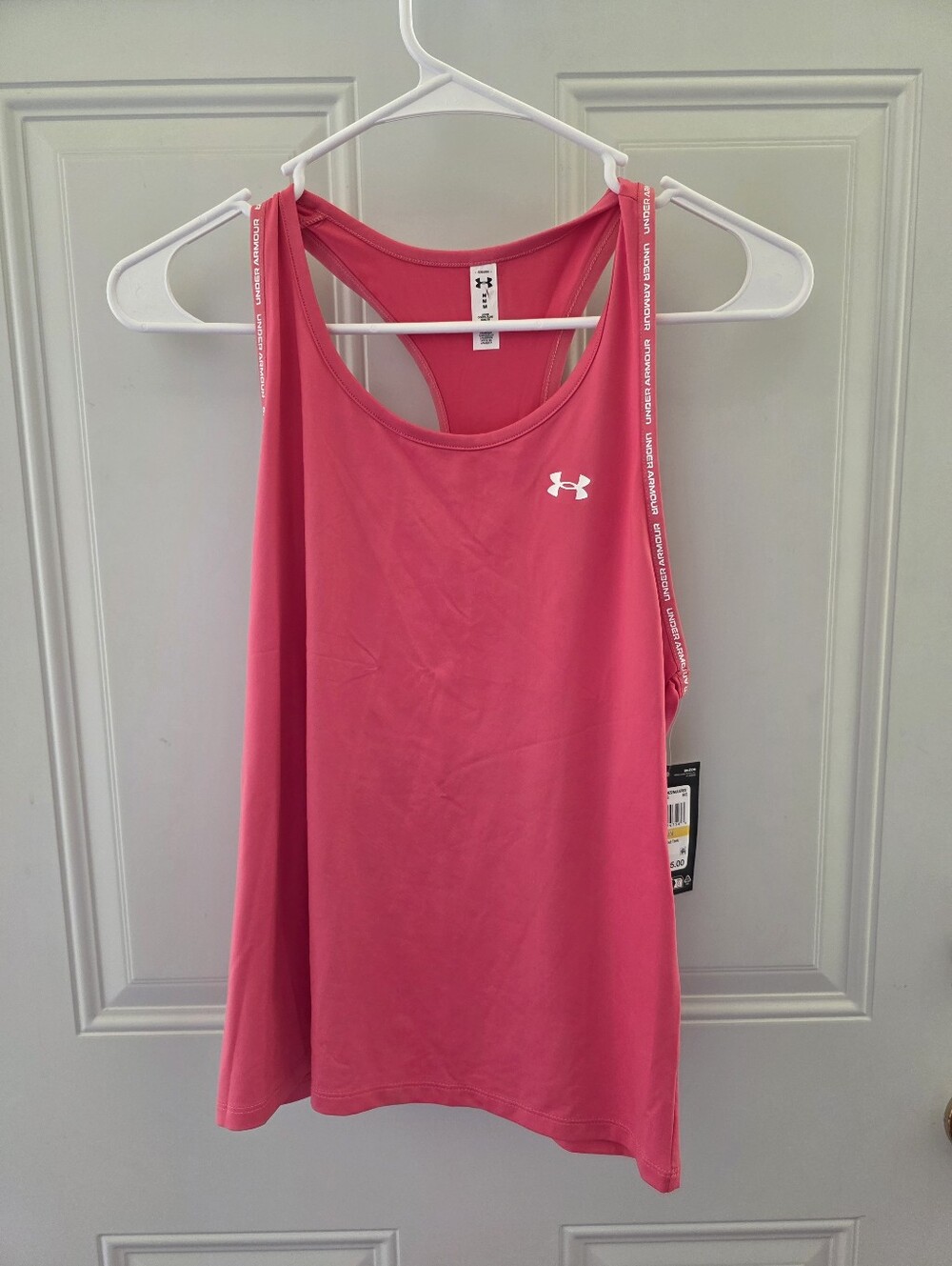 Under Armour Hot Pink Racerback Tank Top Size Medium-New With Tags